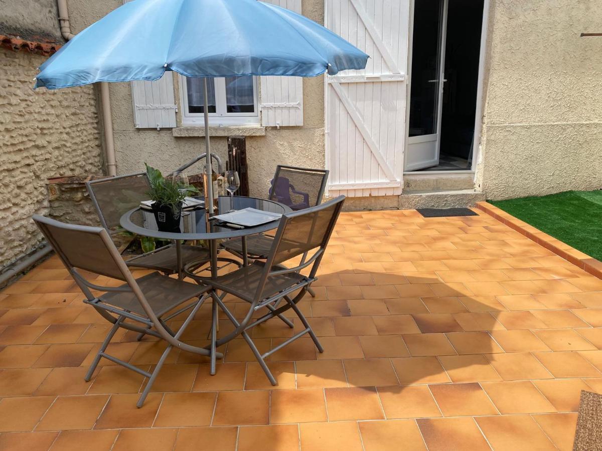 Charmante Maison Avec Cour Privative Cognac Luaran gambar